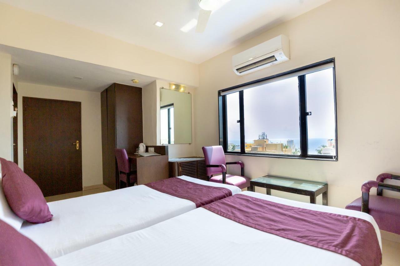 Sukh Hotel Mumbai Exterior photo